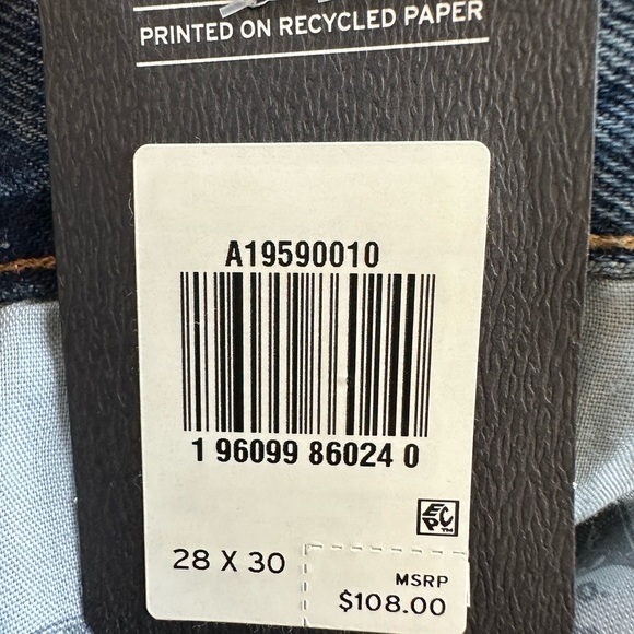 Levis 501 Premium 90s Women's Mid Rise Straight Jeans Size 28x30 - Picture 8 of 9